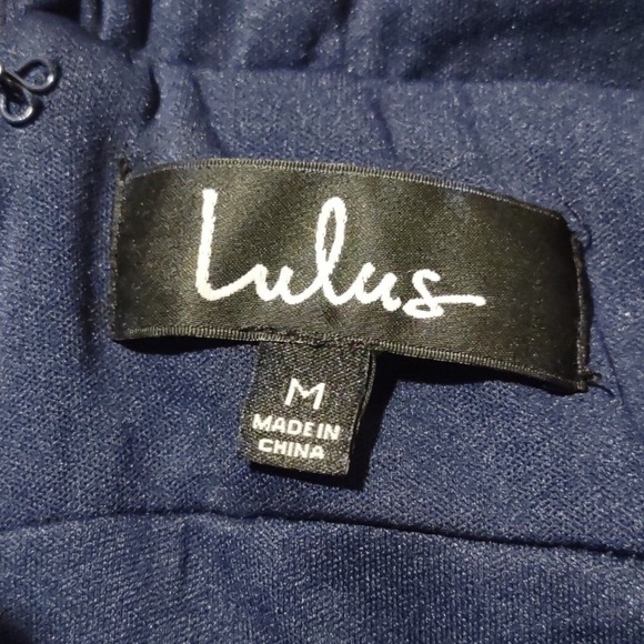 FLASH • SALE • Lulu’s • Heavenly Hues • Deep V Formal Dress in Blue - Picture 11 of 12